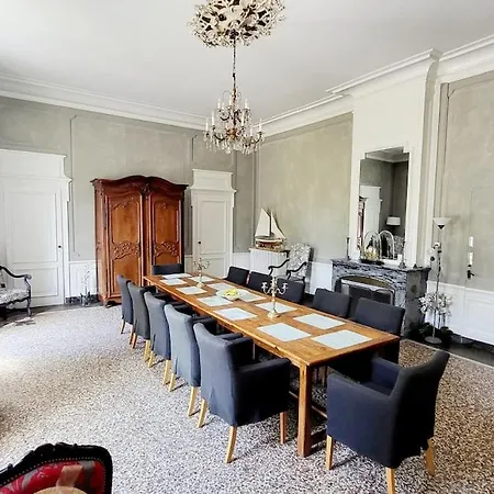 Chateau Les Bardons Villa *
