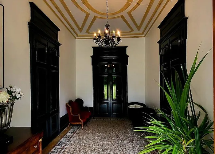 Villa Chateau Les Bardons